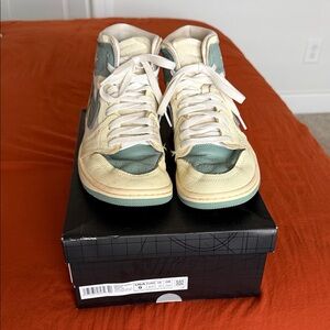 Women's Air Jordan 1 High Method of Make “Jade Smoke” sneaker